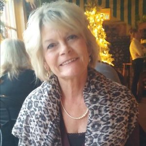 Meet your Posher, Mae